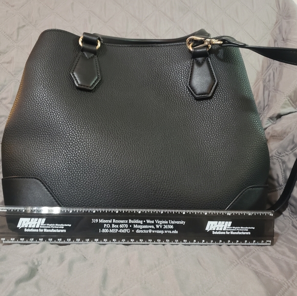 Nine West Purse - Picture 9 of 11